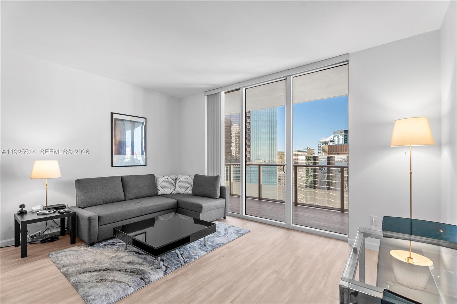1300 Brickell Bay Dr #3500, Miami FL 33131