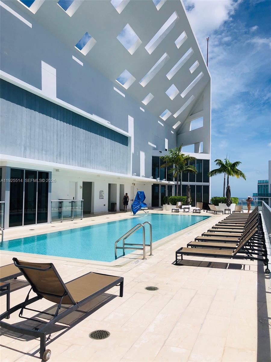 1300 Brickell Bay Dr #3500, Miami FL 33131
