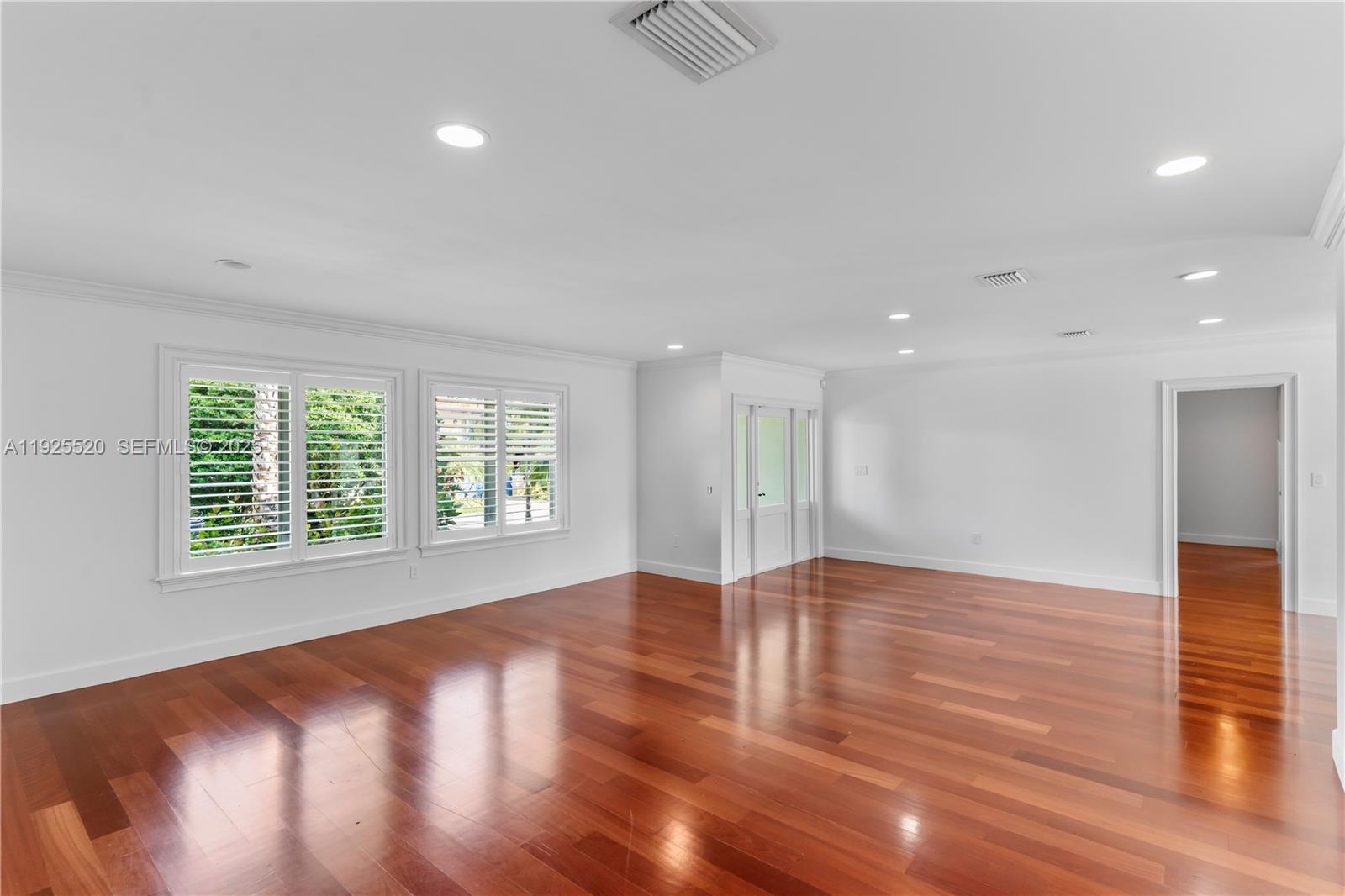 6960 Sunrise Dr, Coral Gables FL 33133