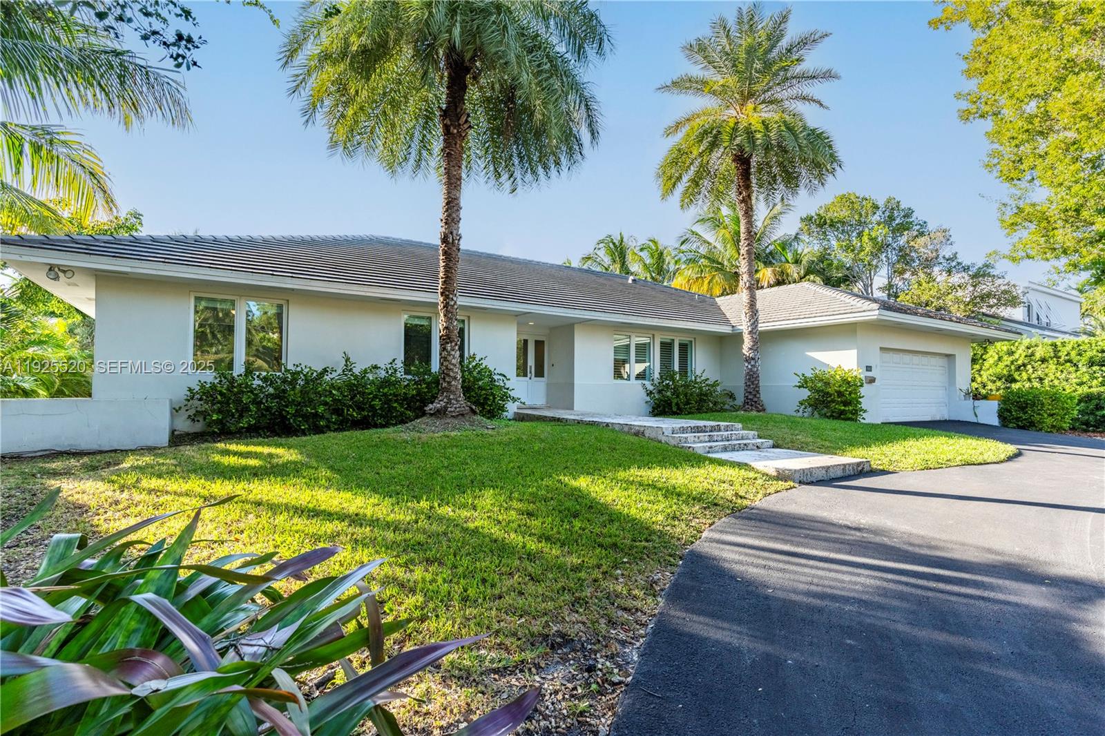 6960 Sunrise Dr, Coral Gables FL 33133