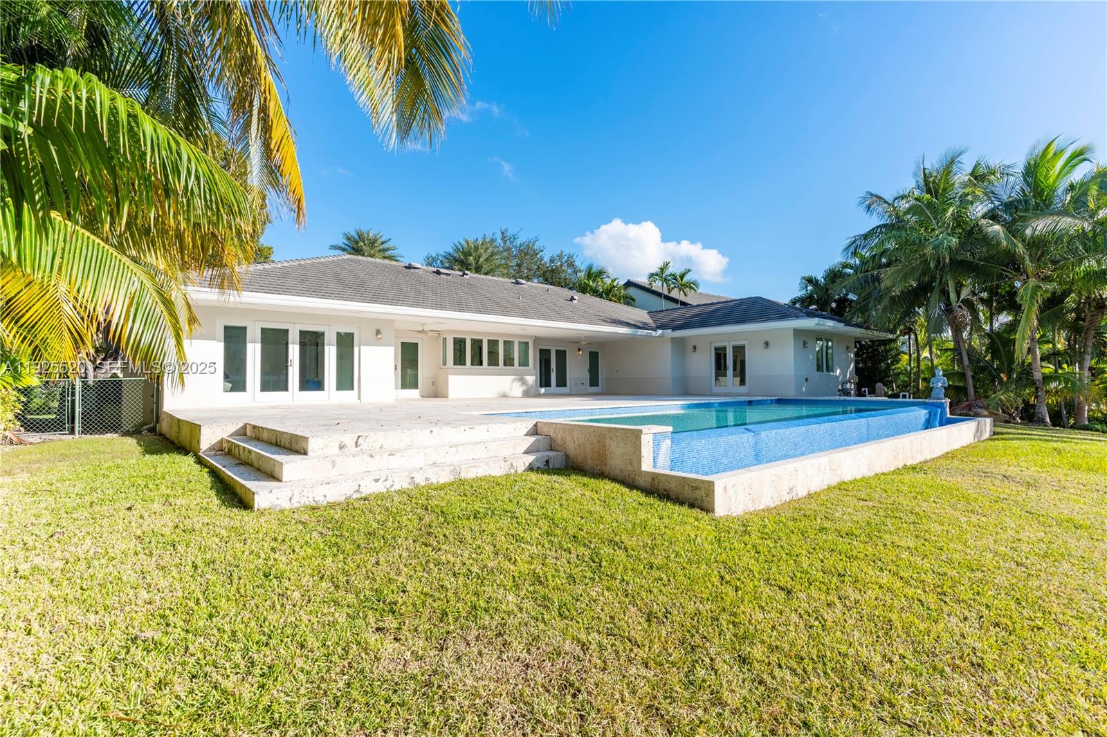 6960 Sunrise Dr, Coral Gables FL 33133