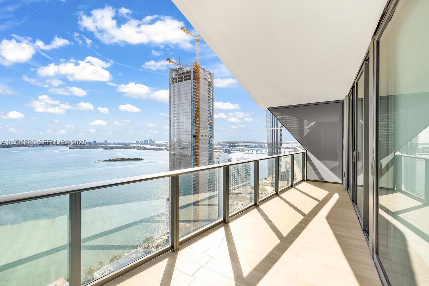 460 NE 28th St #3907, Miami FL 33137
