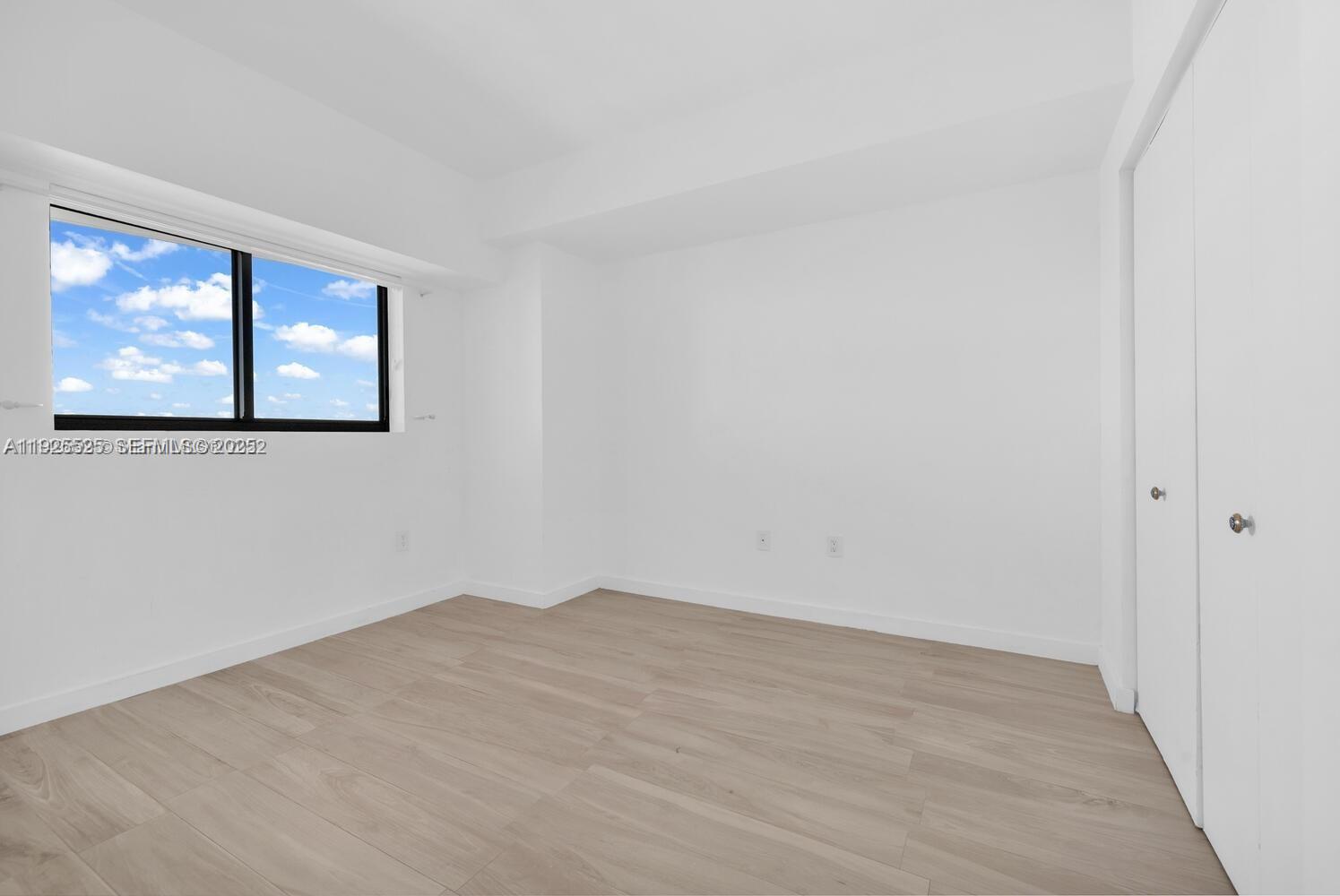 460 NE 28th St #3907, Miami FL 33137