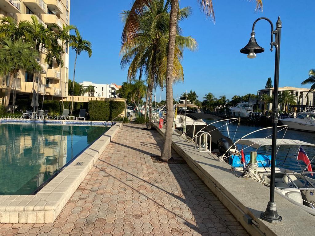 2350 NE 135th St #914, North Miami FL 33181