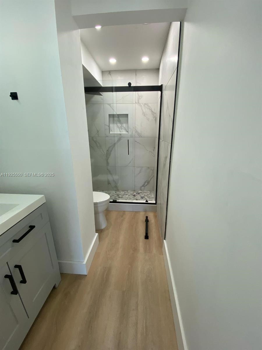 2350 NE 135th St #914, North Miami FL 33181