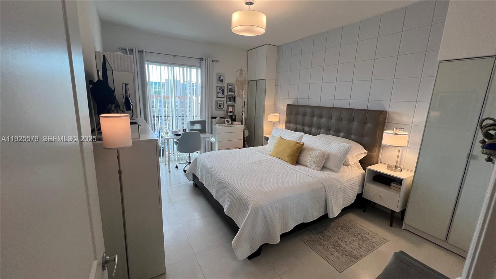 10 Aragon Ave #1019, Coral Gables FL 33134