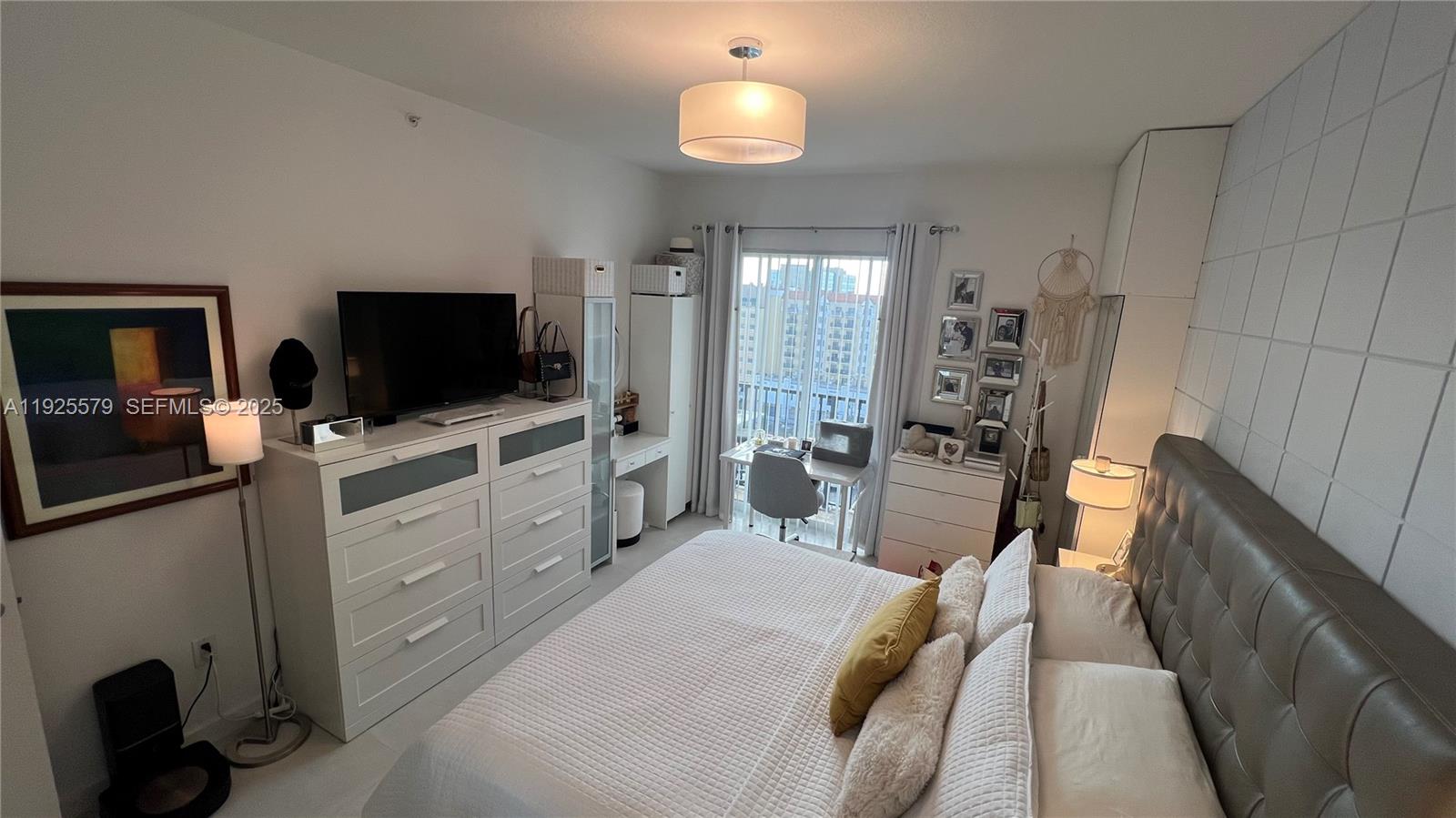 10 Aragon Ave #1019, Coral Gables FL 33134
