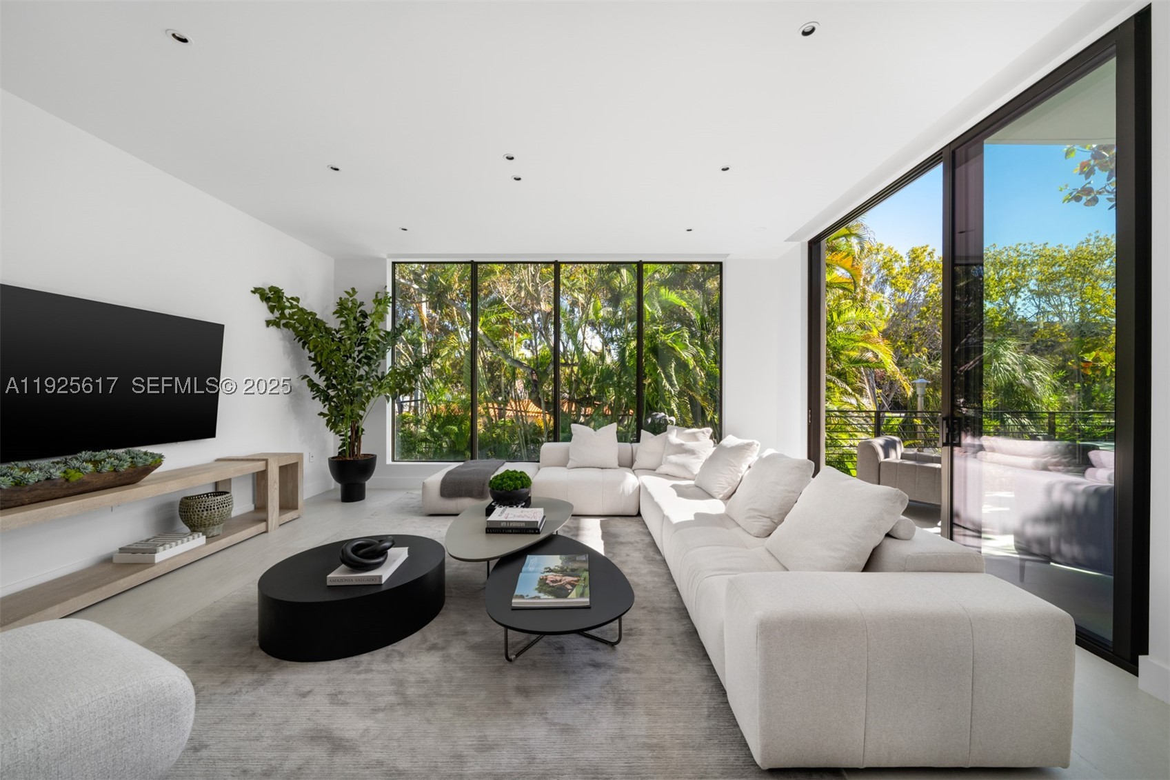 3551 Crystal Ct, Miami FL 33133