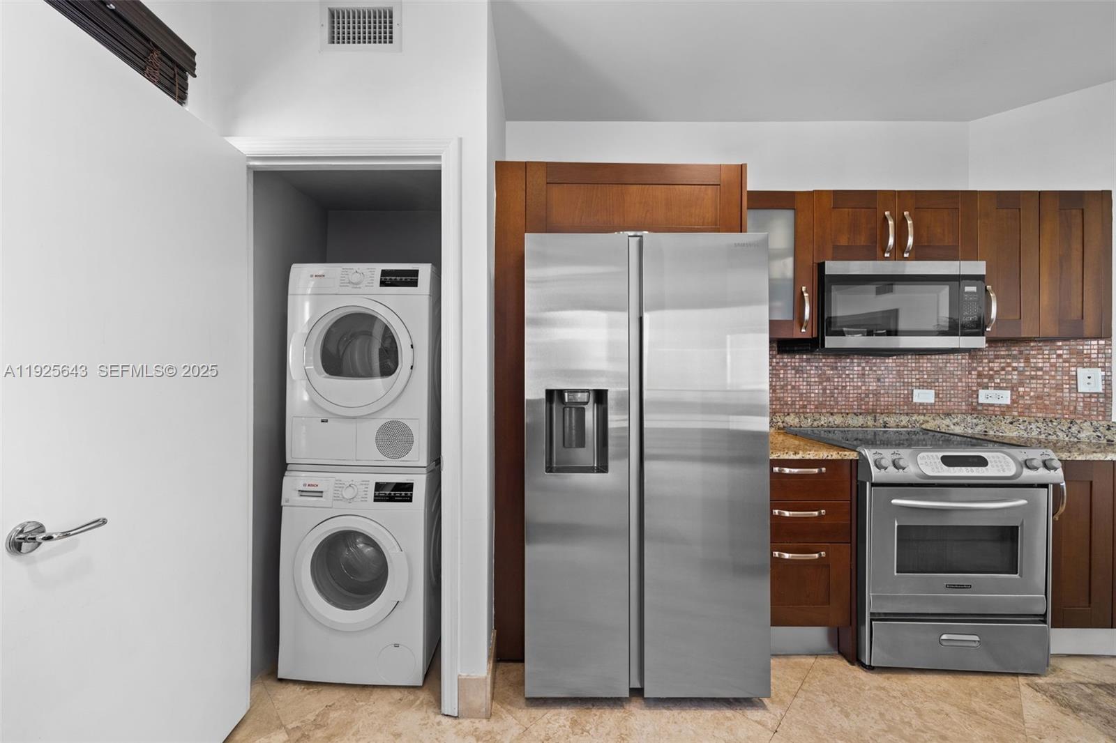 19900 E Country Club Dr #1112, Aventura FL 33180
