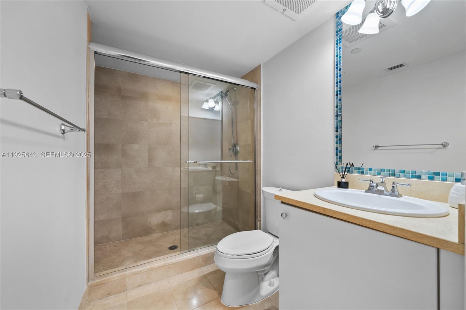 19900 E Country Club Dr #1112, Aventura FL 33180
