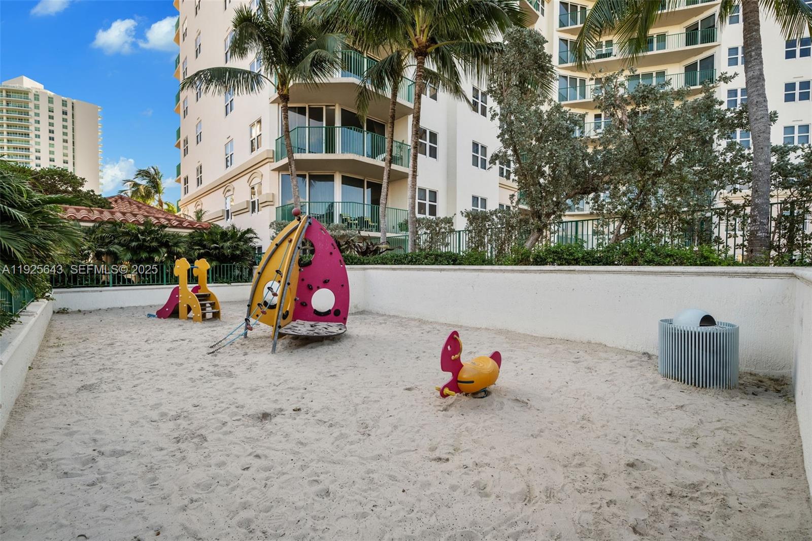 19900 E Country Club Dr #1112, Aventura FL 33180