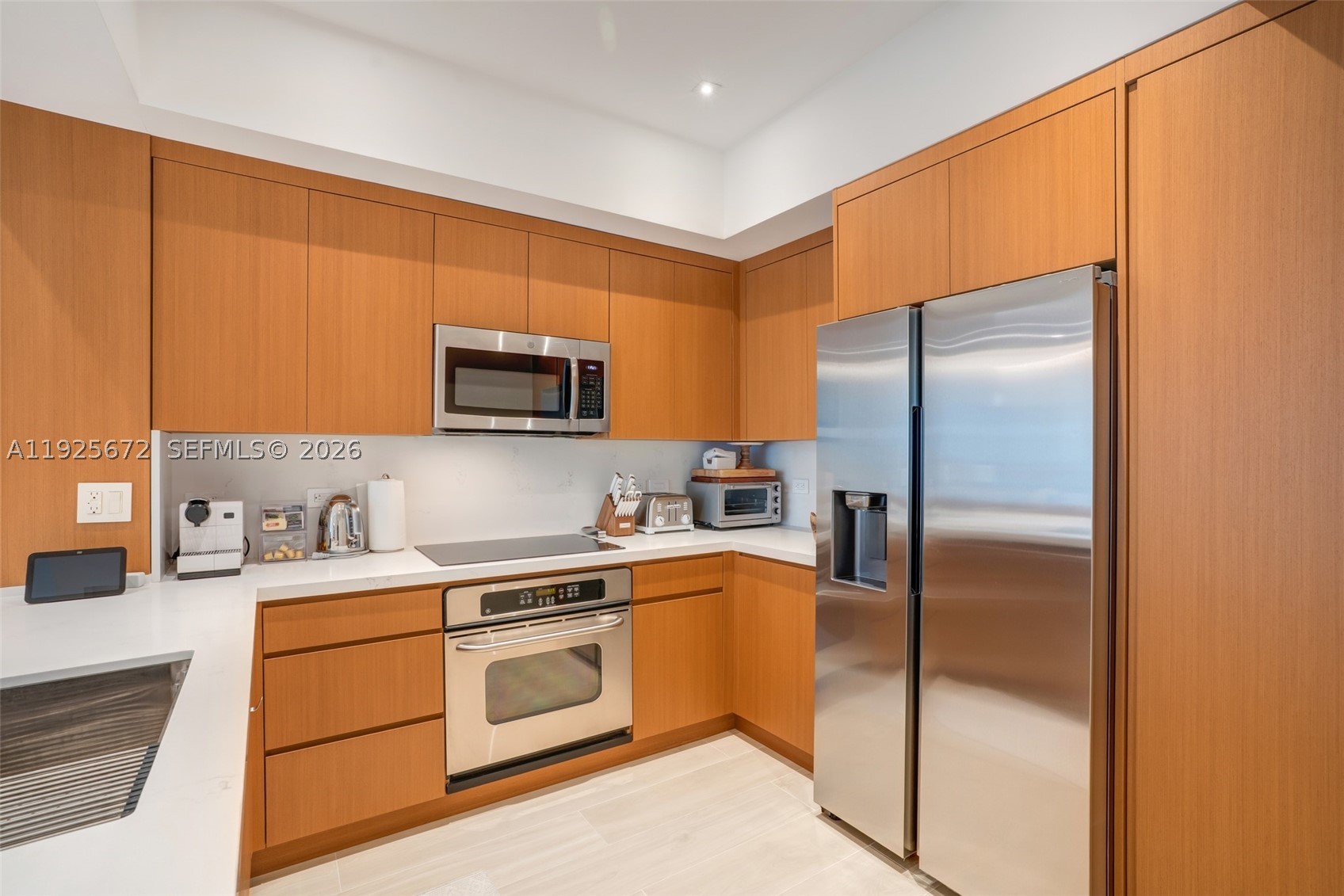31 SE 5th St #3921, Miami FL 33131