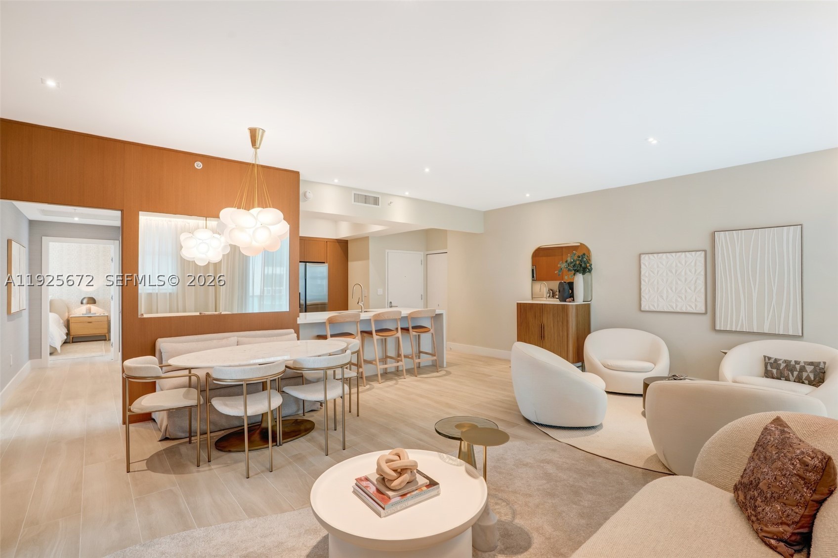 31 SE 5th St #3921, Miami FL 33131