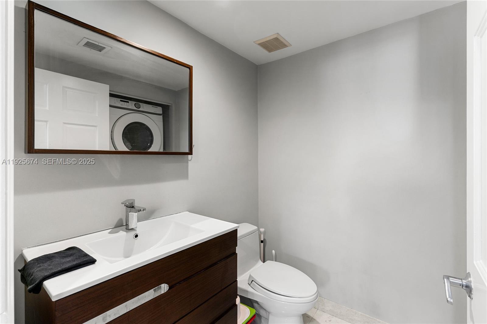 110 Washington Ave #2309, Miami Beach FL 33139
