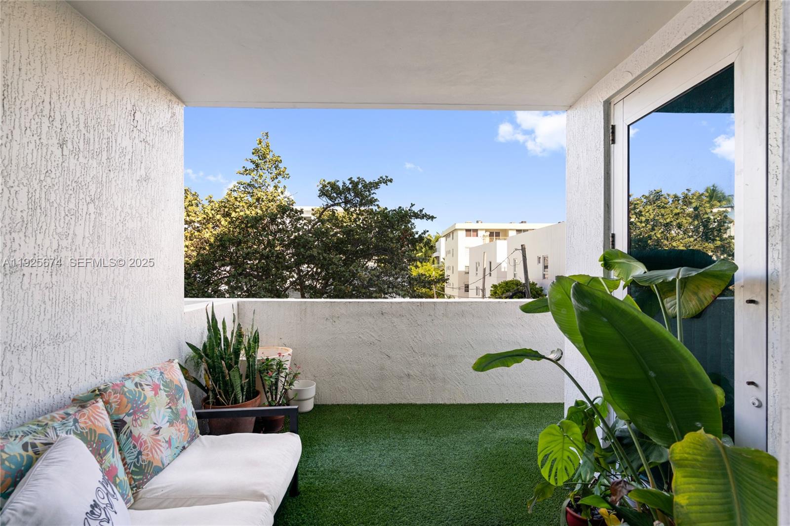 110 Washington Ave #2309, Miami Beach FL 33139