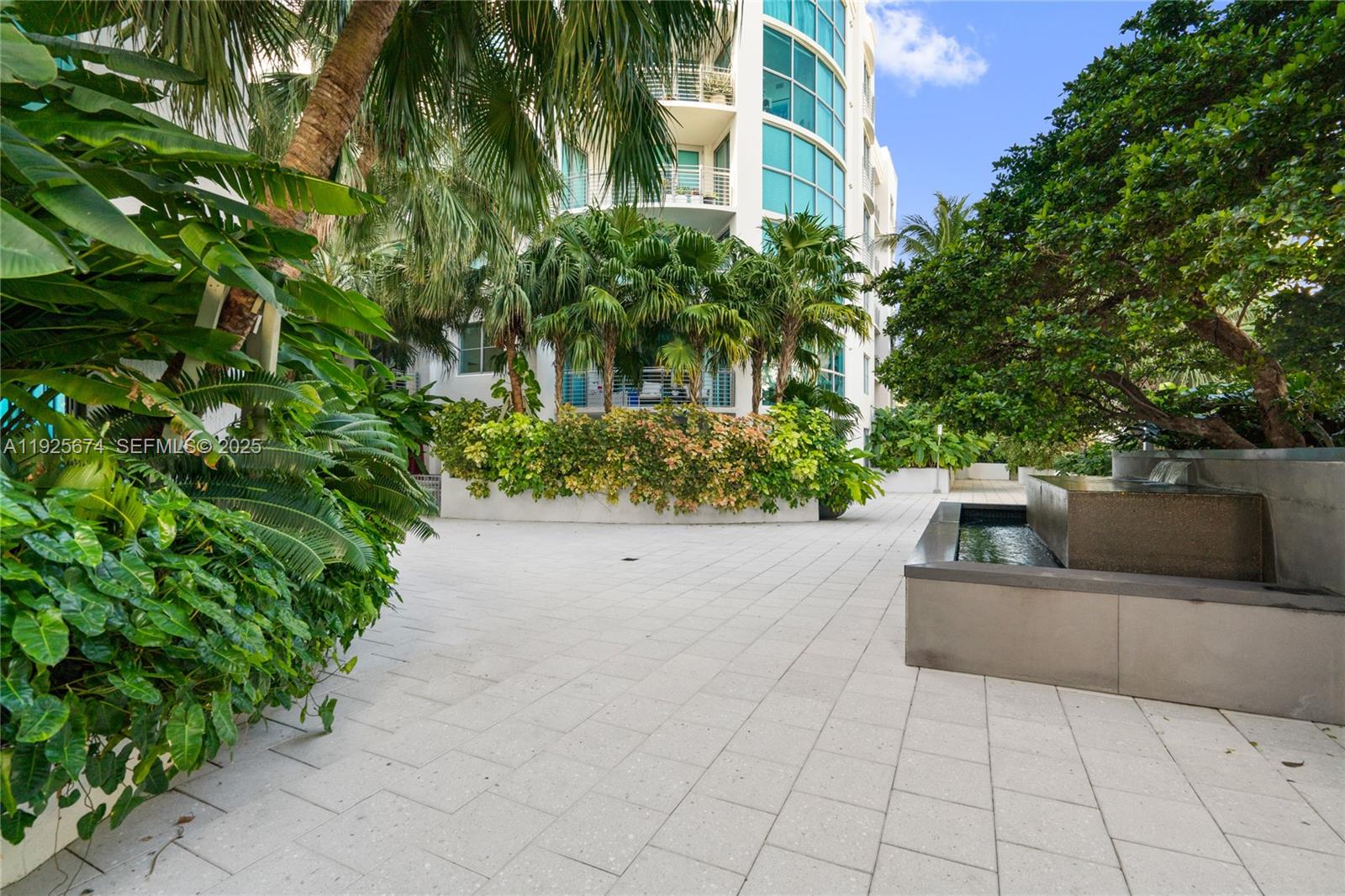 110 Washington Ave #2309, Miami Beach FL 33139