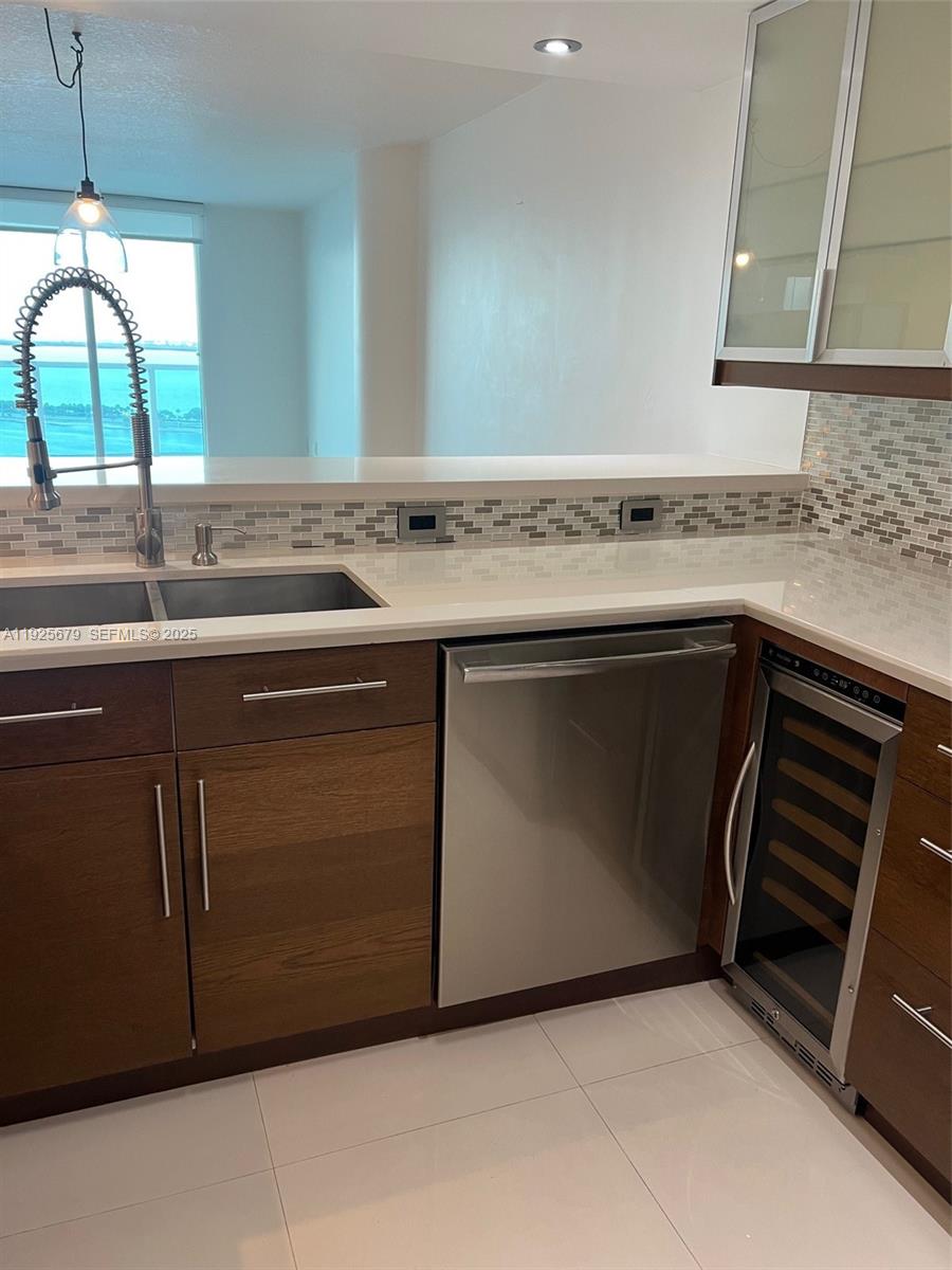 2101 Brickell Ave #2306, Miami FL 33129