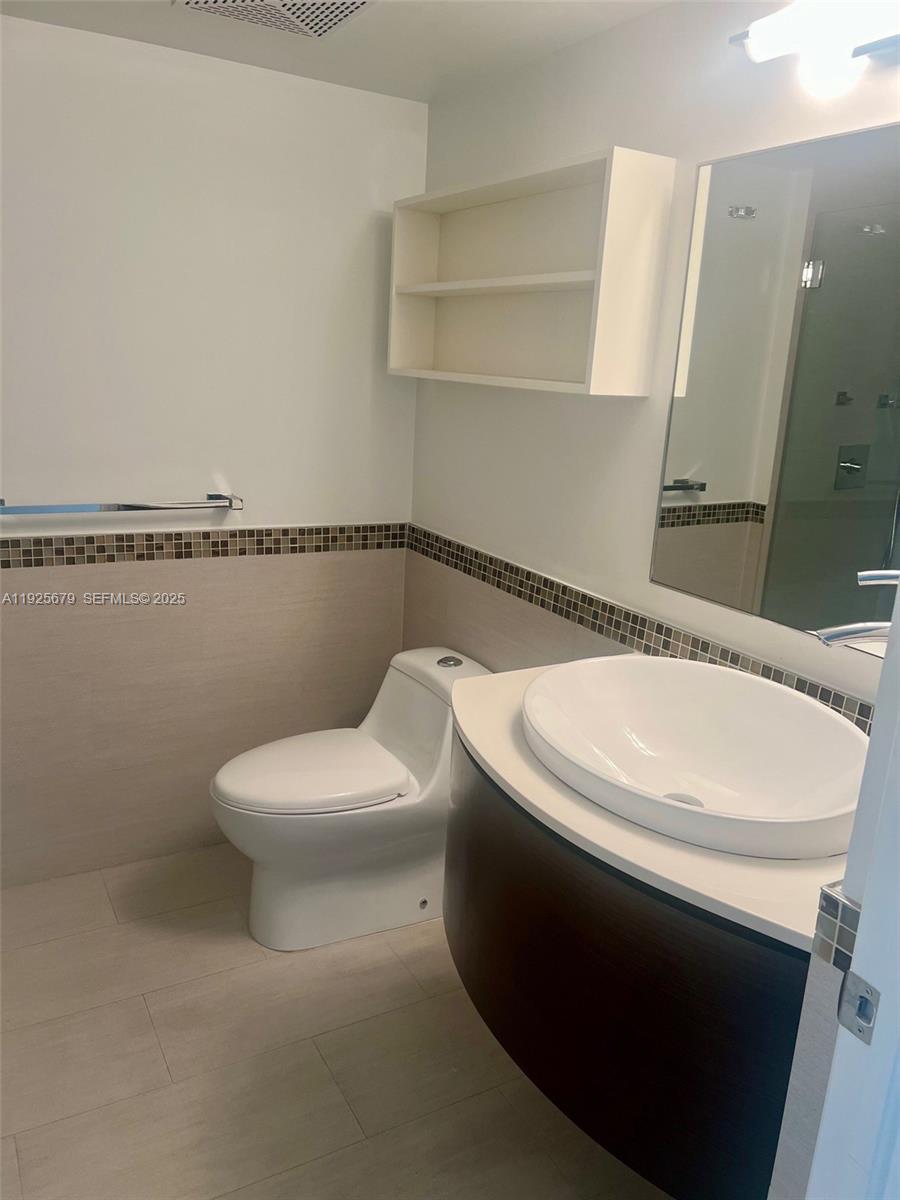 2101 Brickell Ave #2306, Miami FL 33129