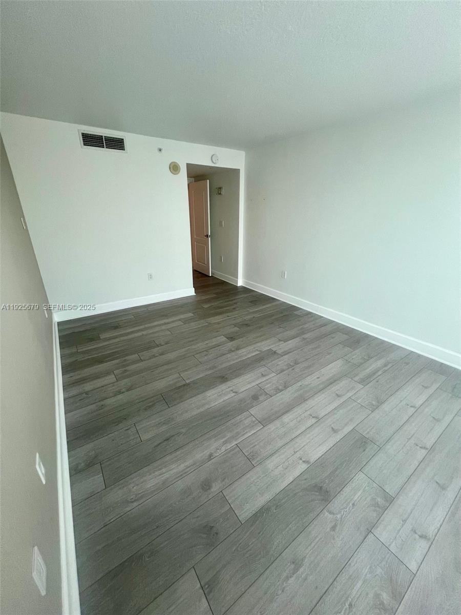 2101 Brickell Ave #2306, Miami FL 33129