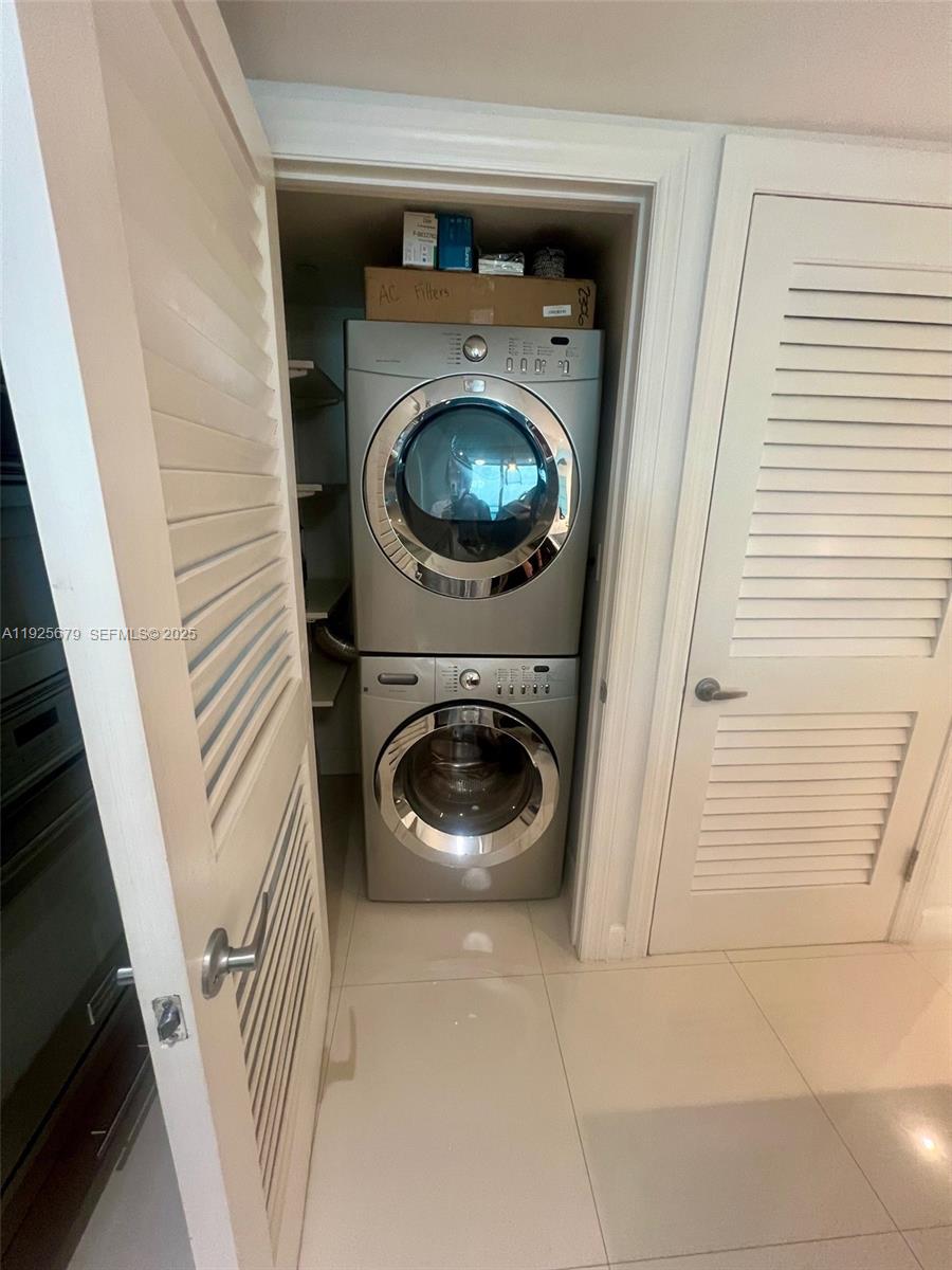 2101 Brickell Ave #2306, Miami FL 33129