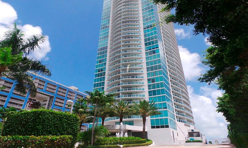 2101 Brickell Ave #2306, Miami FL 33129
