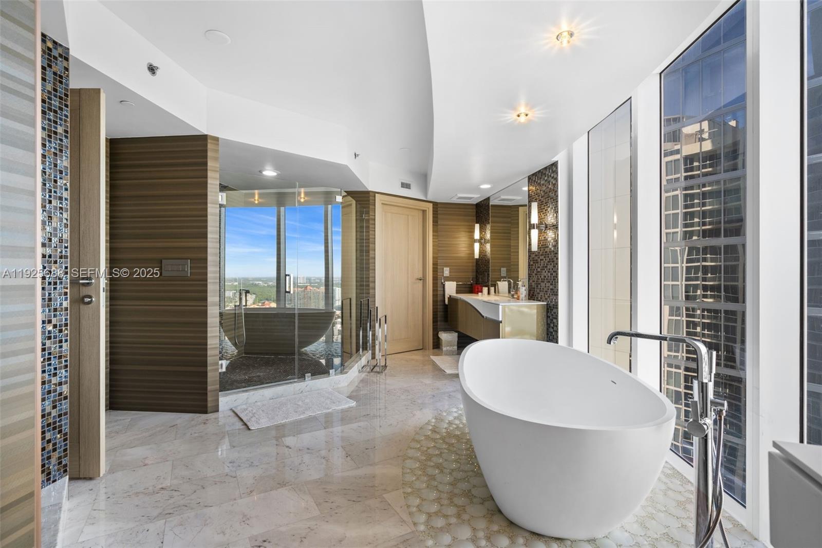 17201 Collins Ave #3505, Sunny Isles Beach FL 33160