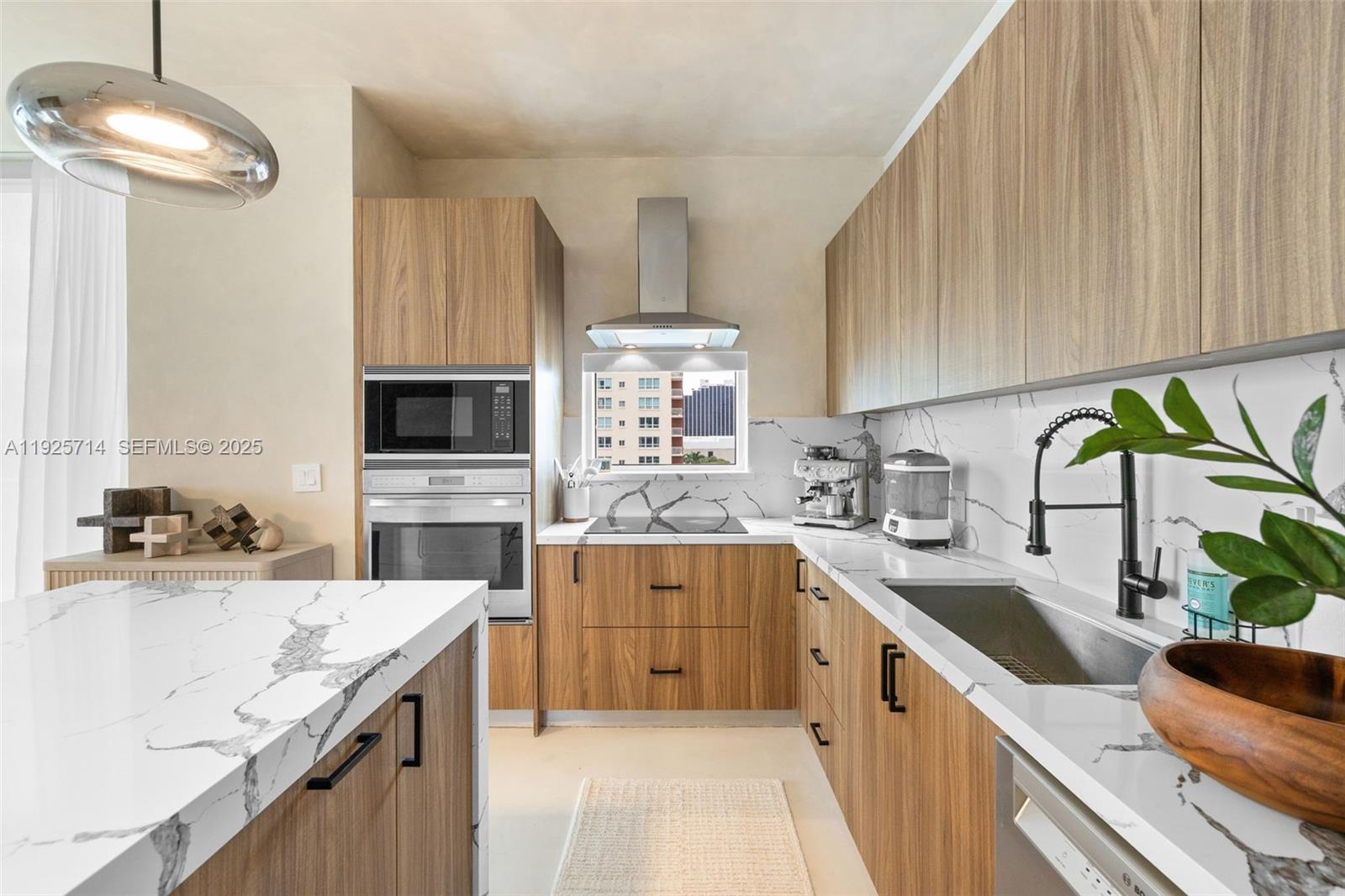2020 N Bayshore Dr #810, Miami FL 33137