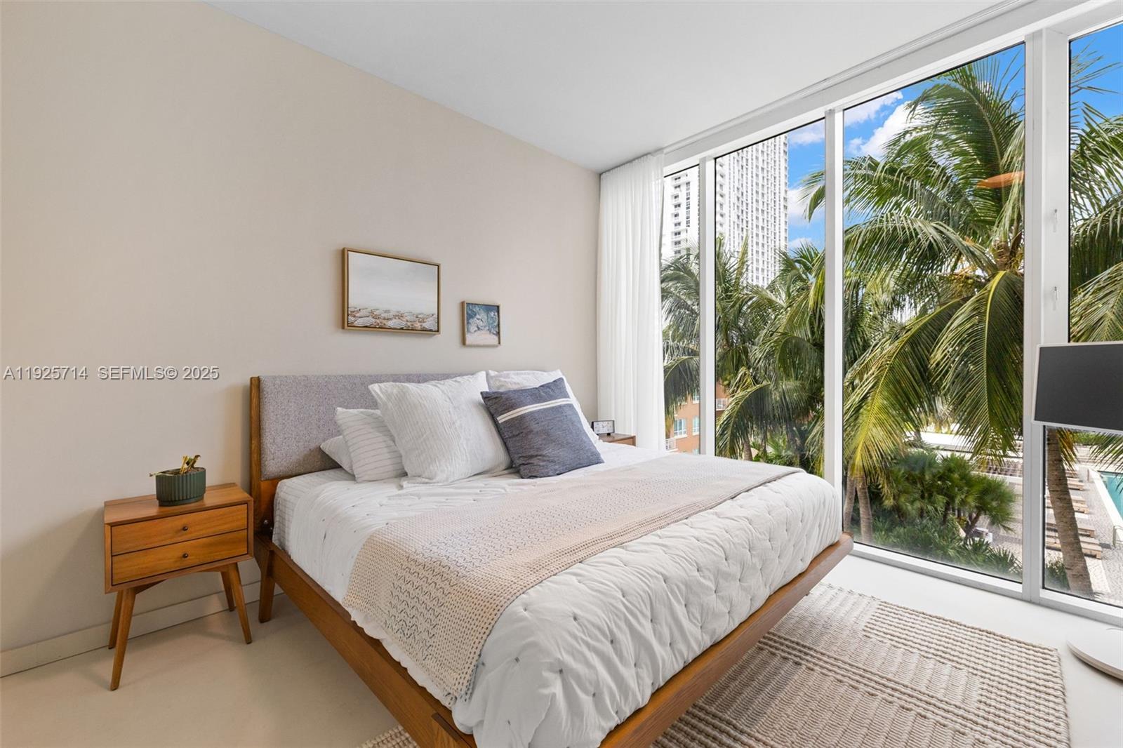 2020 N Bayshore Dr #810, Miami FL 33137