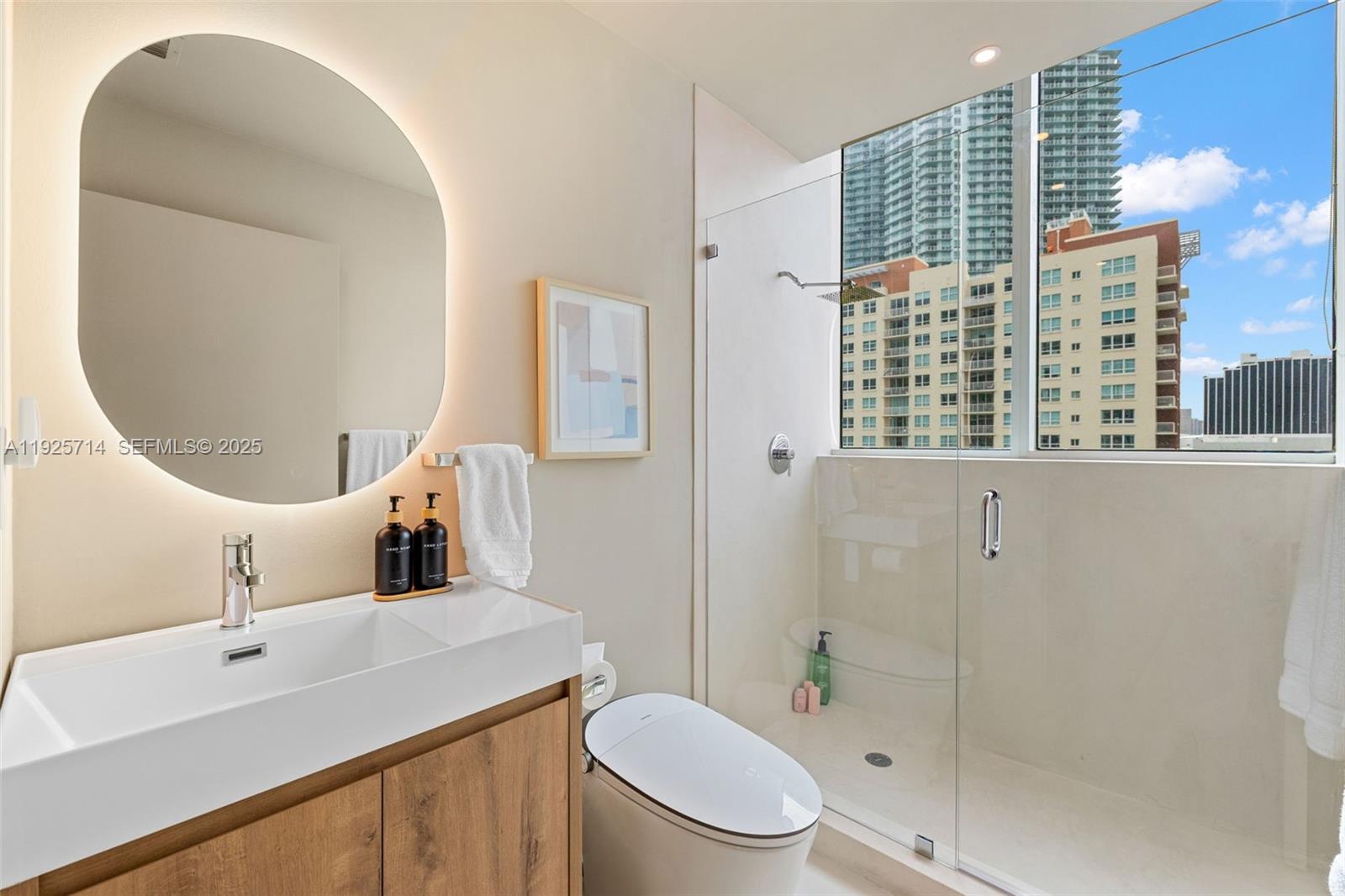 2020 N Bayshore Dr #810, Miami FL 33137