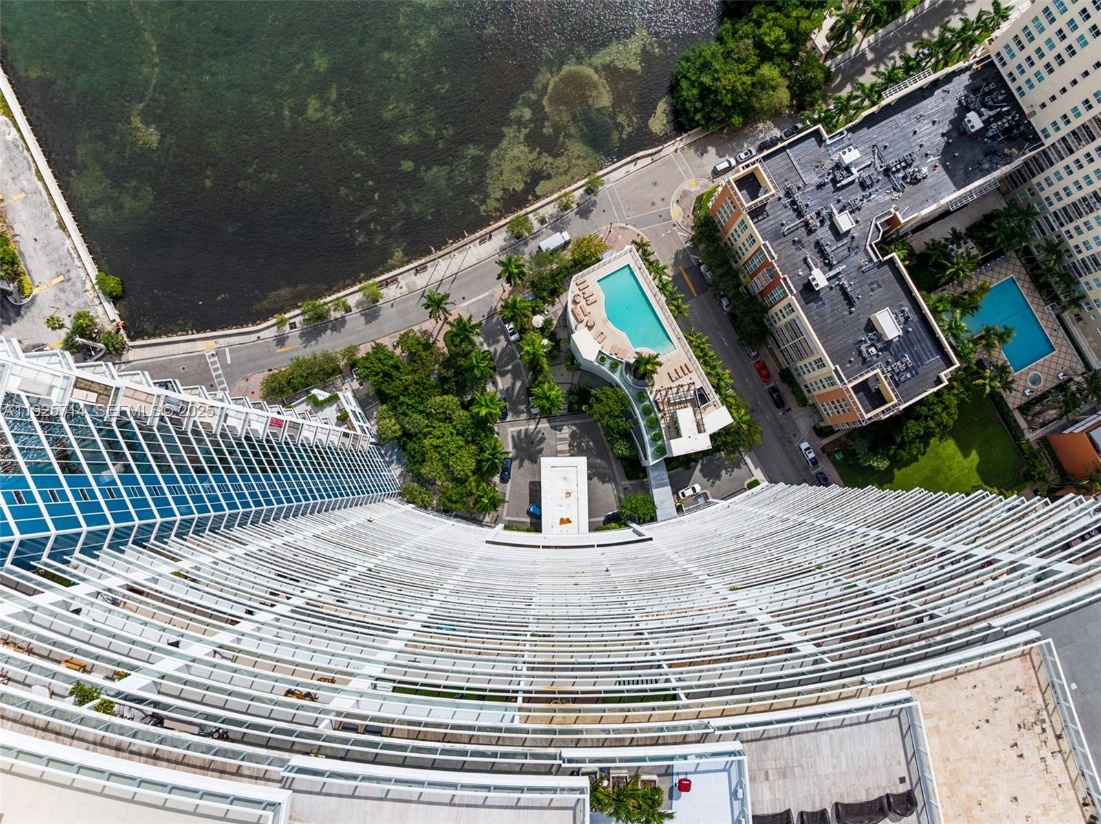 2020 N Bayshore Dr #810, Miami FL 33137