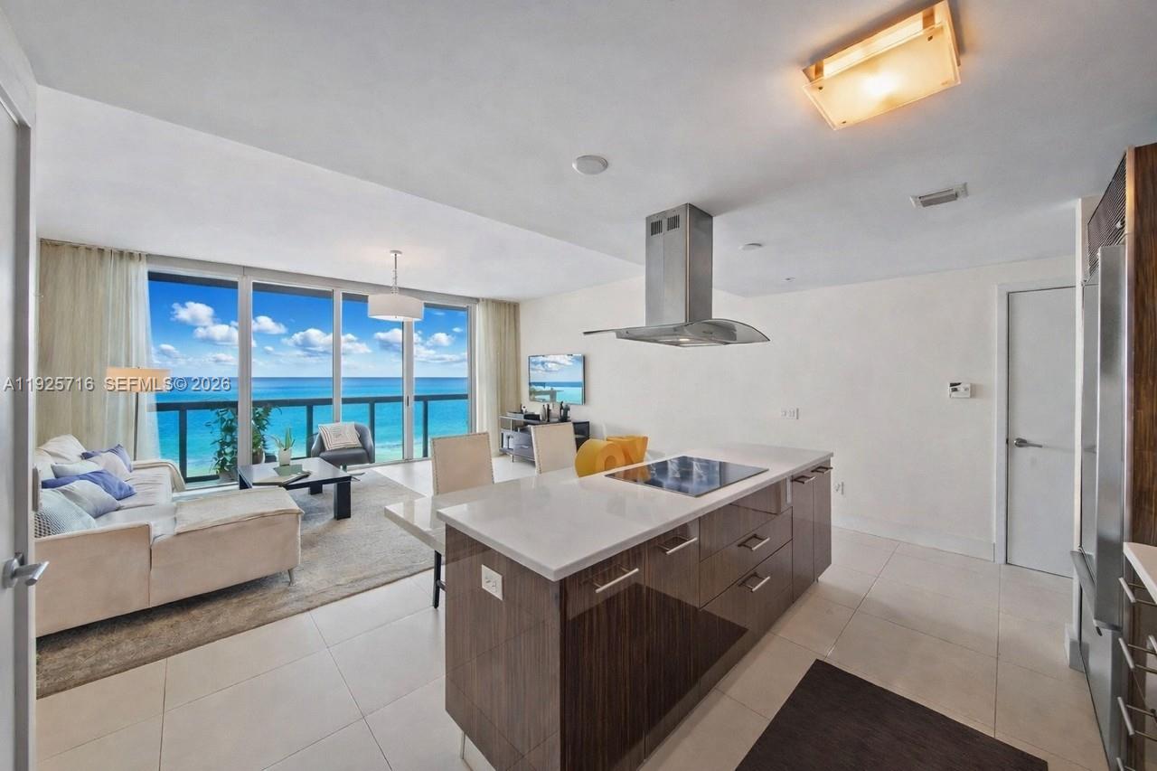 6899 Collins Ave #1801, Miami Beach FL 33141