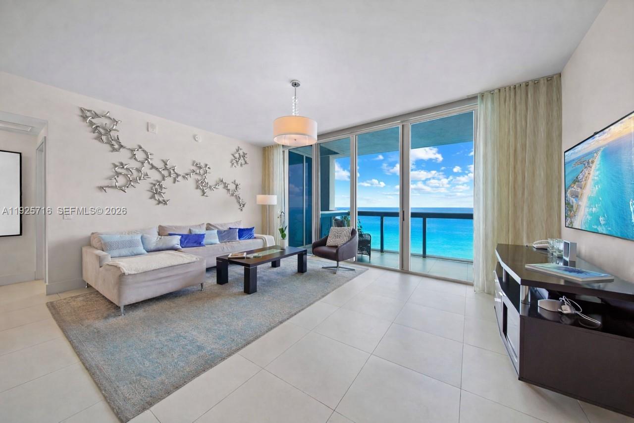 6899 Collins Ave #1801, Miami Beach FL 33141