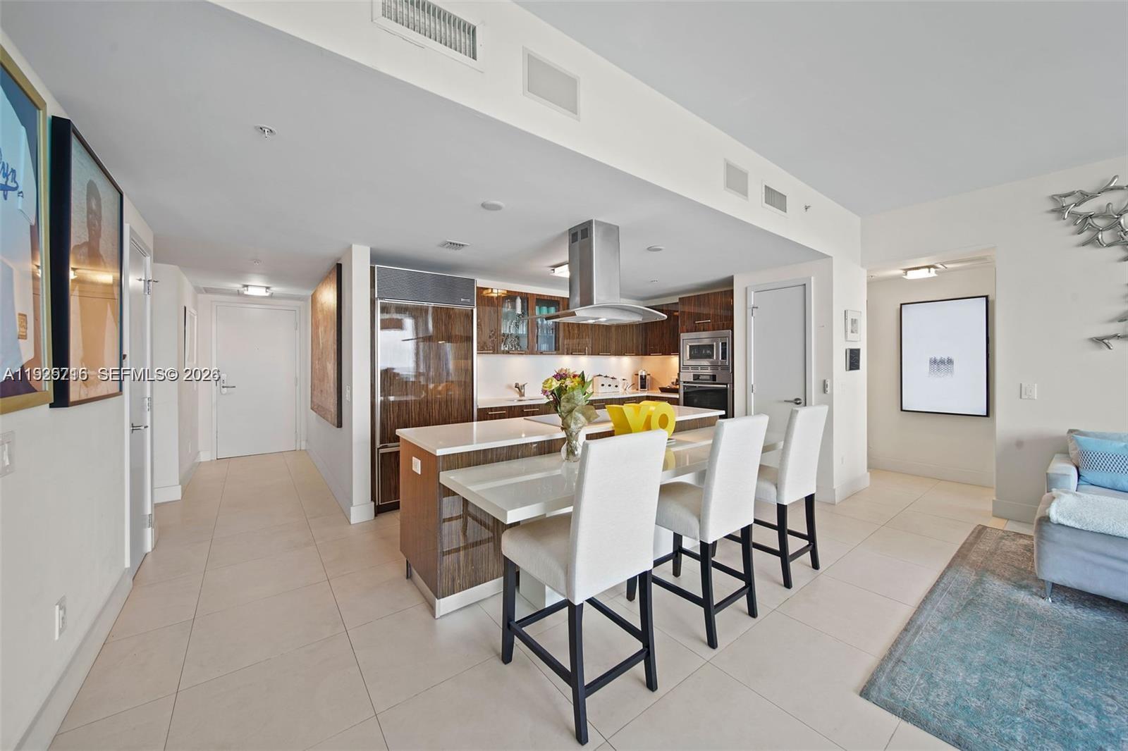 6899 Collins Ave #1801, Miami Beach FL 33141