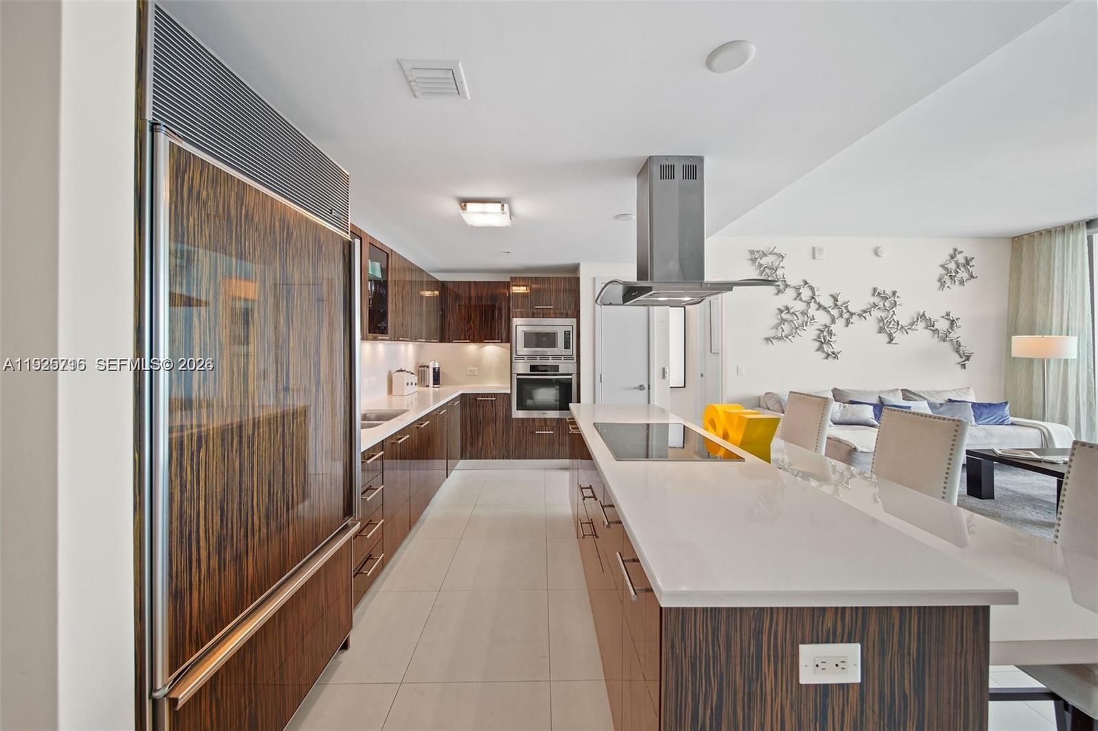 6899 Collins Ave #1801, Miami Beach FL 33141