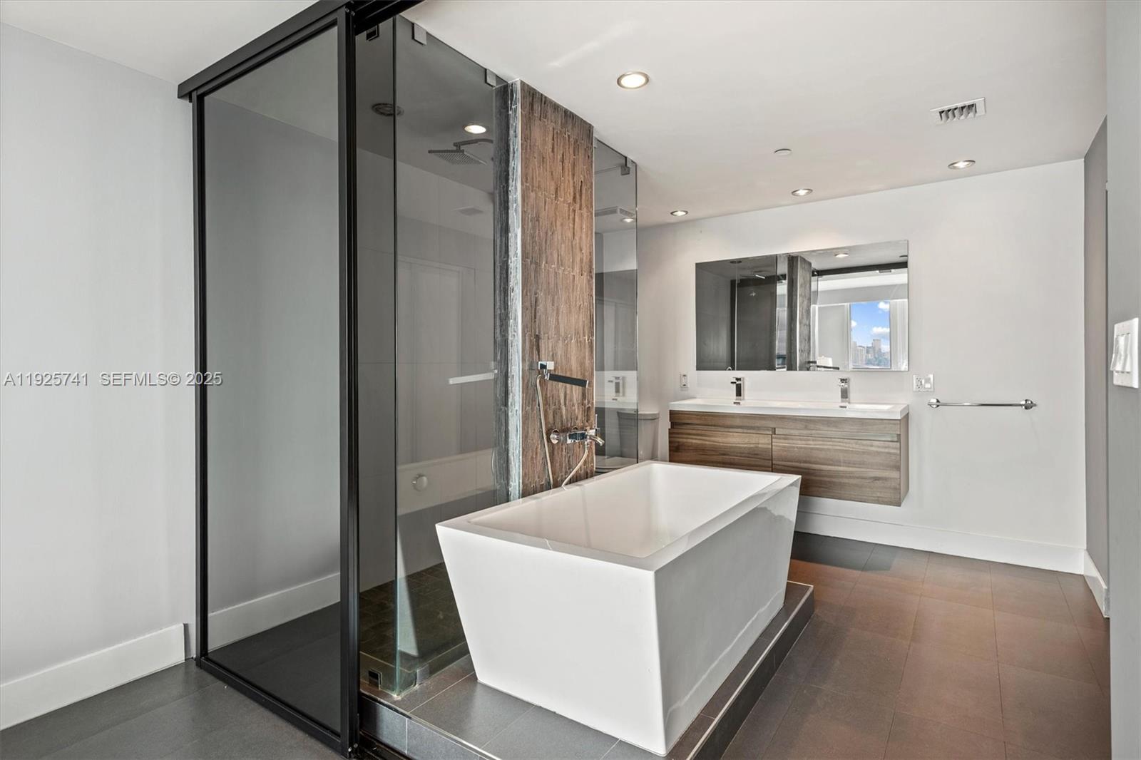 520 West Ave #1701, Miami Beach FL 33139