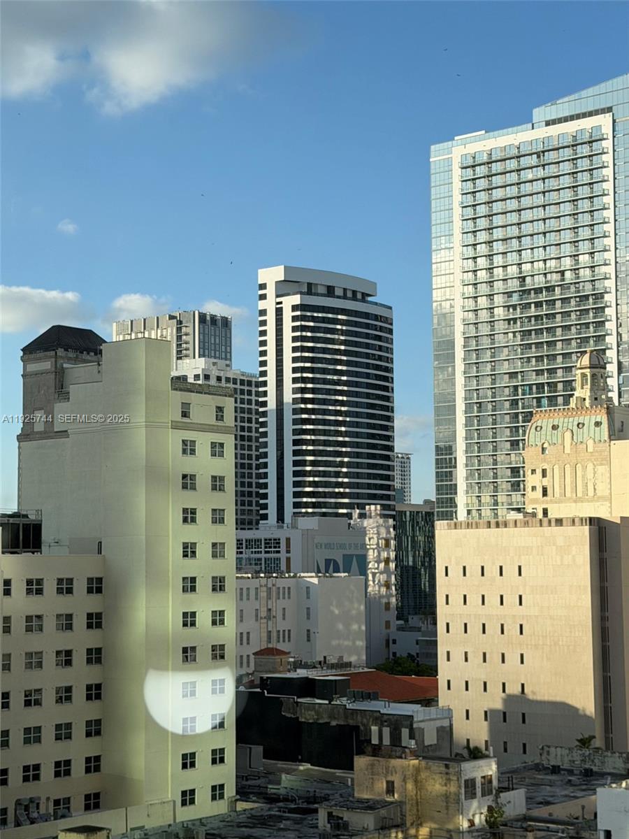 151 SE 1st St #1004, Miami FL 33131