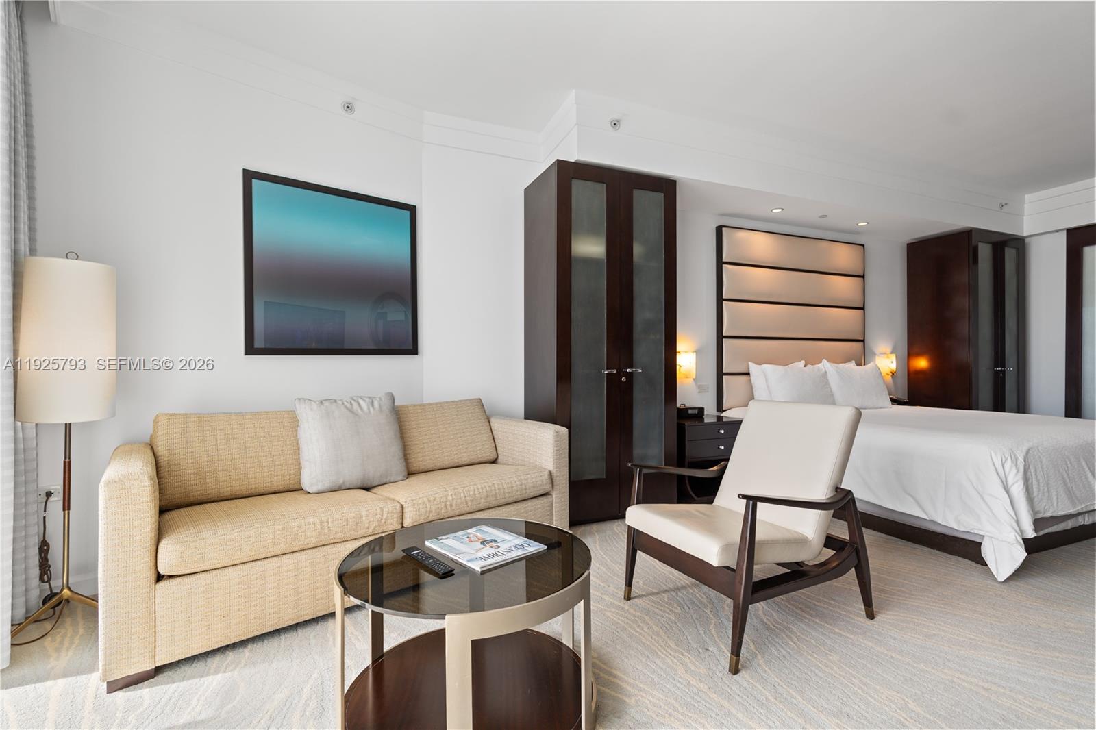 4391 Collins Ave #1814, Miami Beach FL 33140