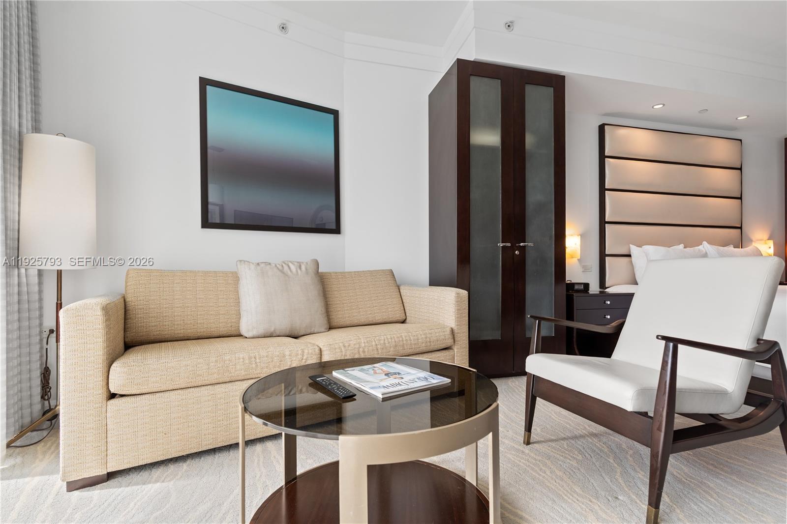 4391 Collins Ave #1814, Miami Beach FL 33140