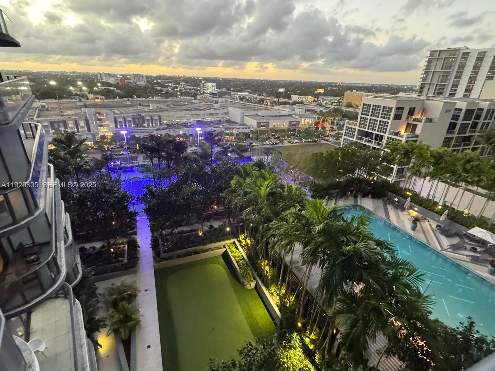 121 NE 34th St #1214, Miami FL 33137