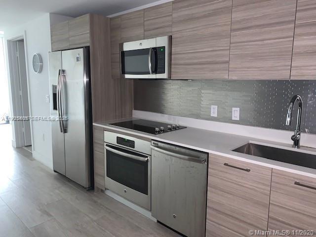 121 NE 34th St #1214, Miami FL 33137