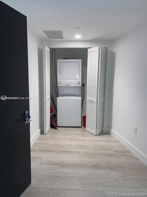 121 NE 34th St #1214, Miami FL 33137