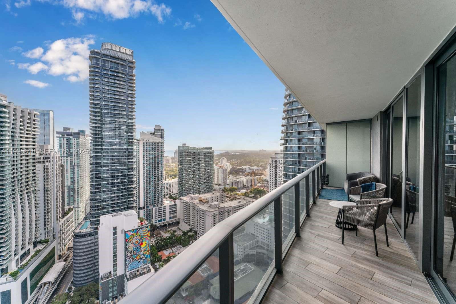 801 S Miami Ave #3804, Miami FL 33130