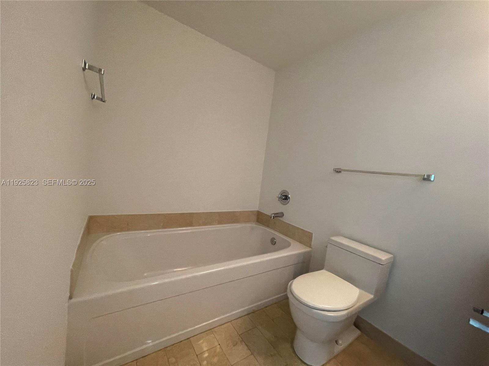 1111 SW 1st Ave #2524-N, Miami FL 33130