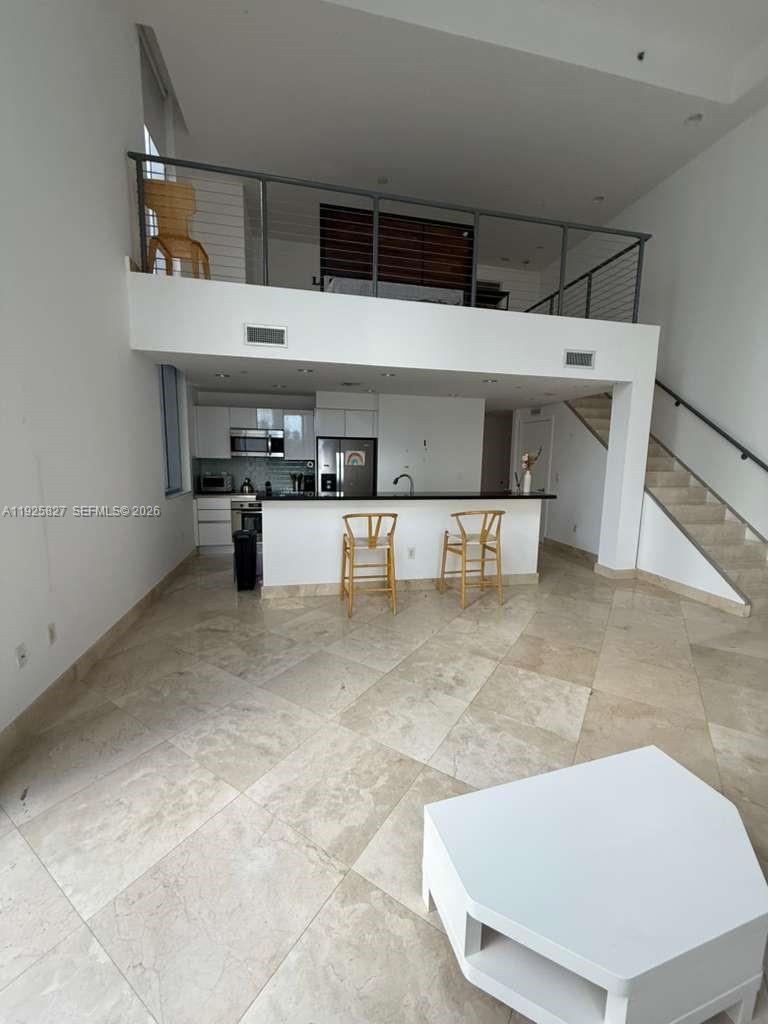 1060 Brickell Ave #413, Miami FL 33131