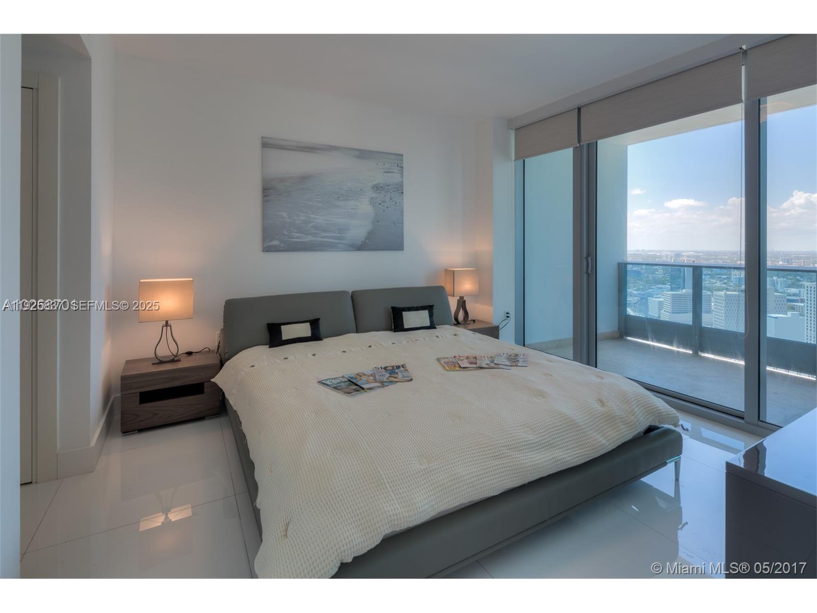 200 Biscayne Boulevard Way #4309, Miami FL 33131