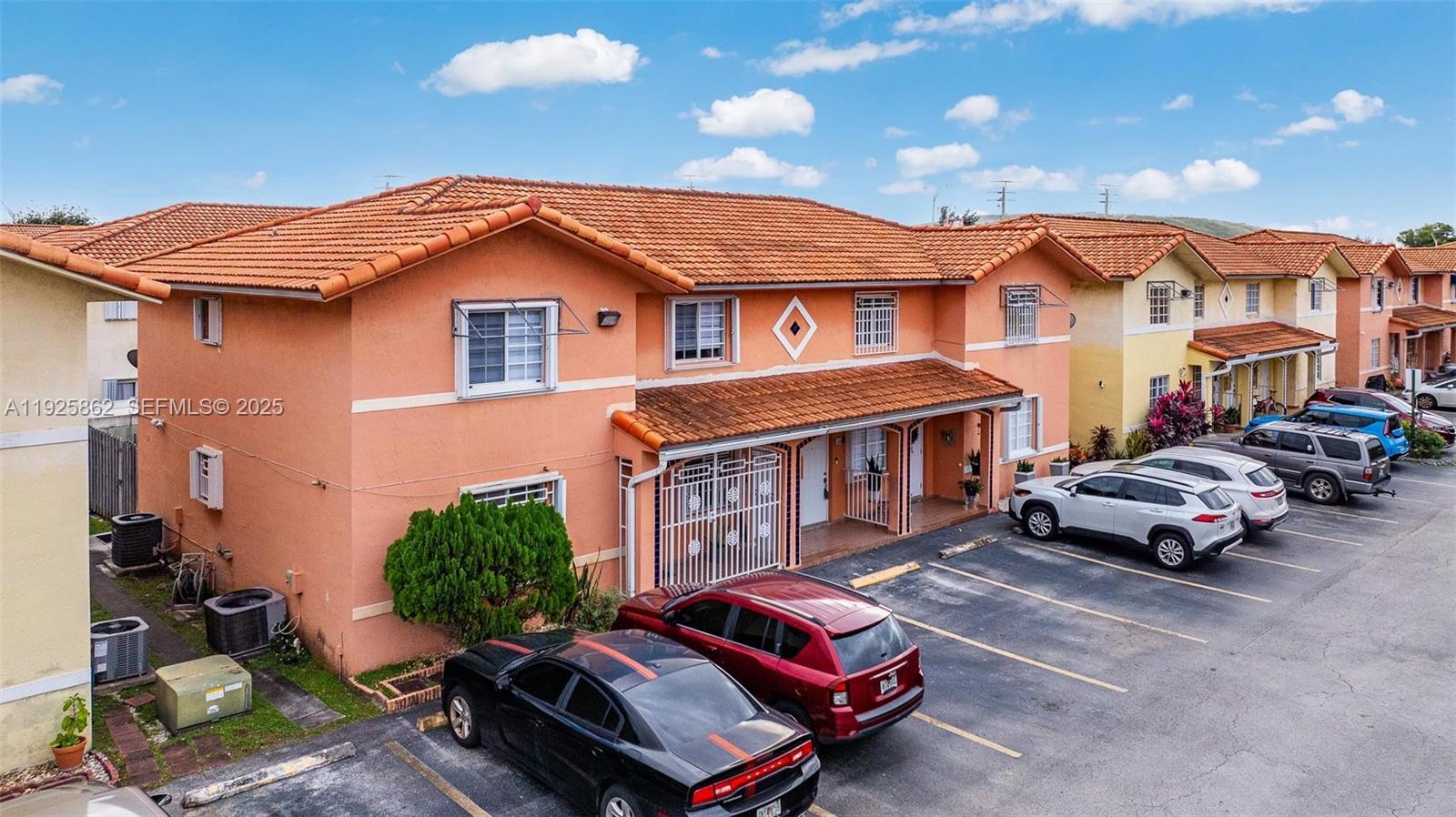 10101 W Okeechobee Rd #13202, Hialeah Gardens FL 33016