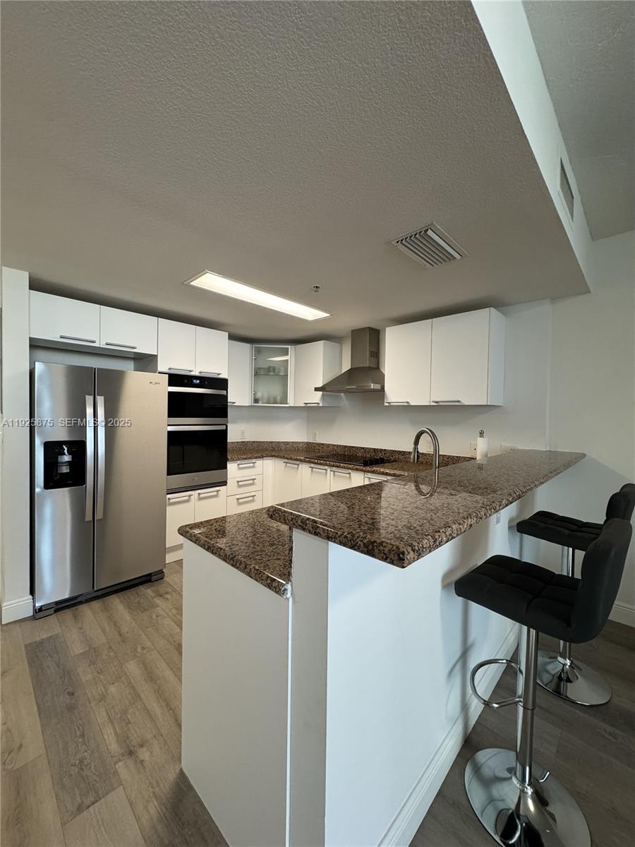 170 SE 14th St #1906, Miami FL 33131