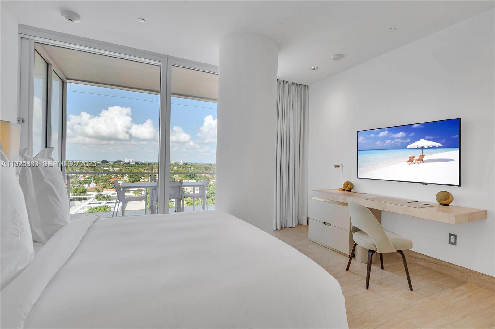 9111 Collins Ave #N-914, Surfside FL 33154