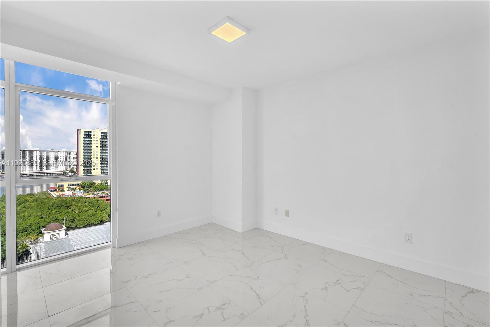 400 Sunny Isles Blvd #1519, Sunny Isles Beach FL 33160