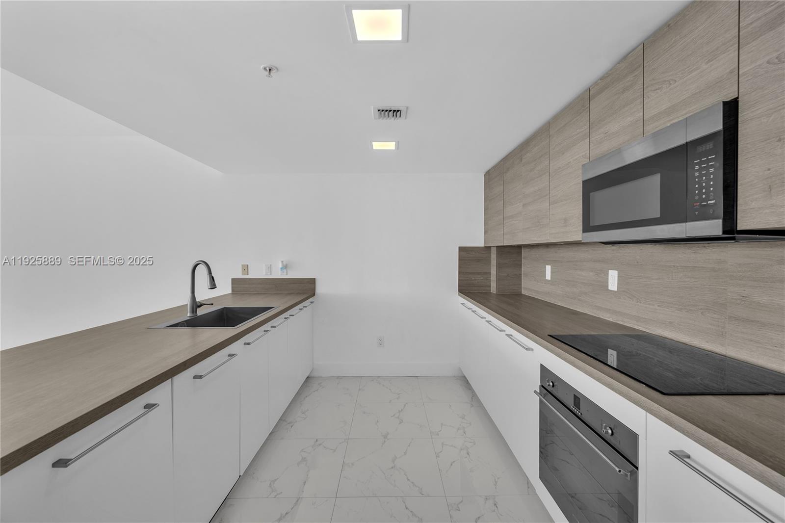 400 Sunny Isles Blvd #1519, Sunny Isles Beach FL 33160